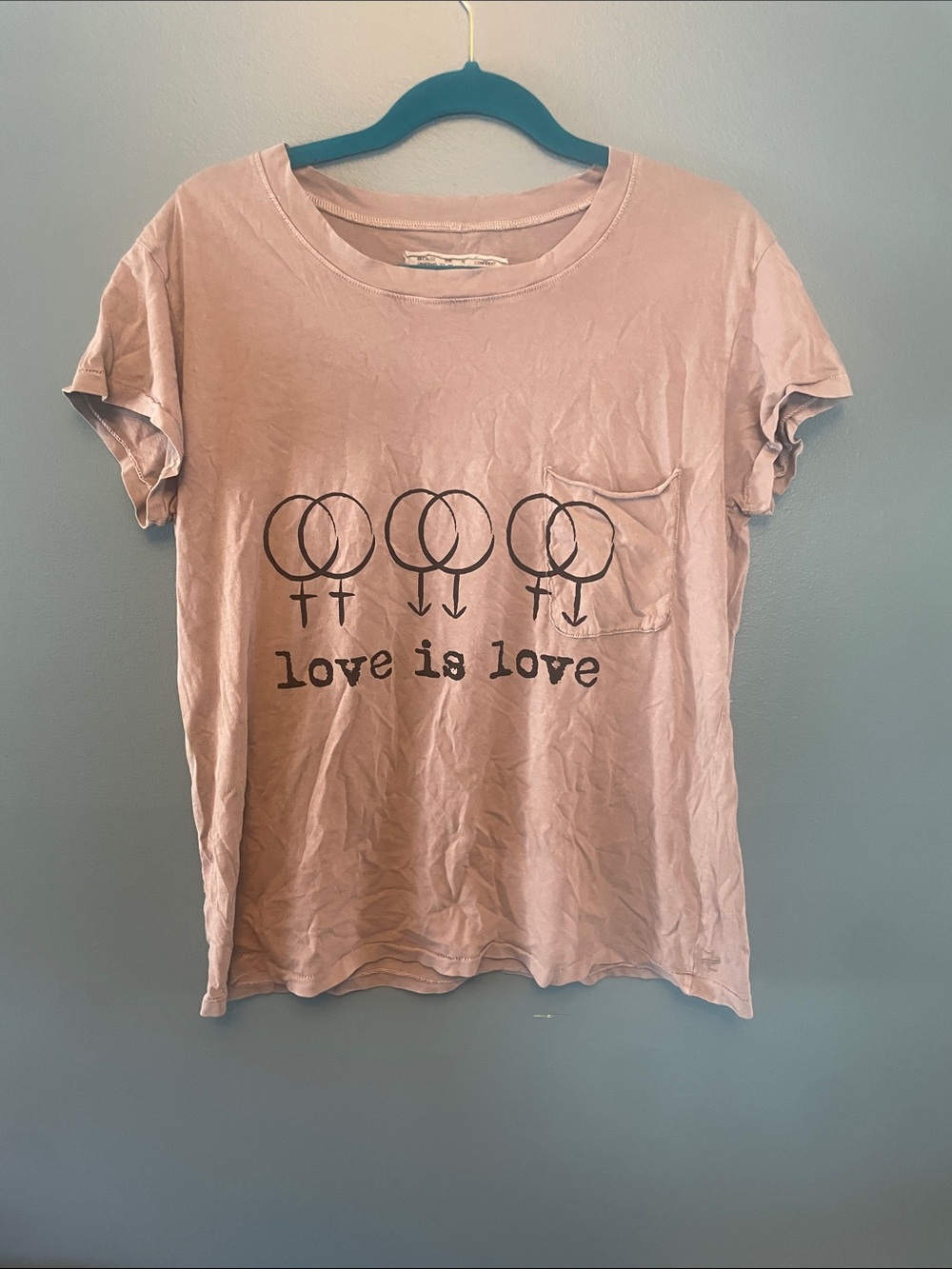 Love Is Love Graphic Pocket Tee - Grey